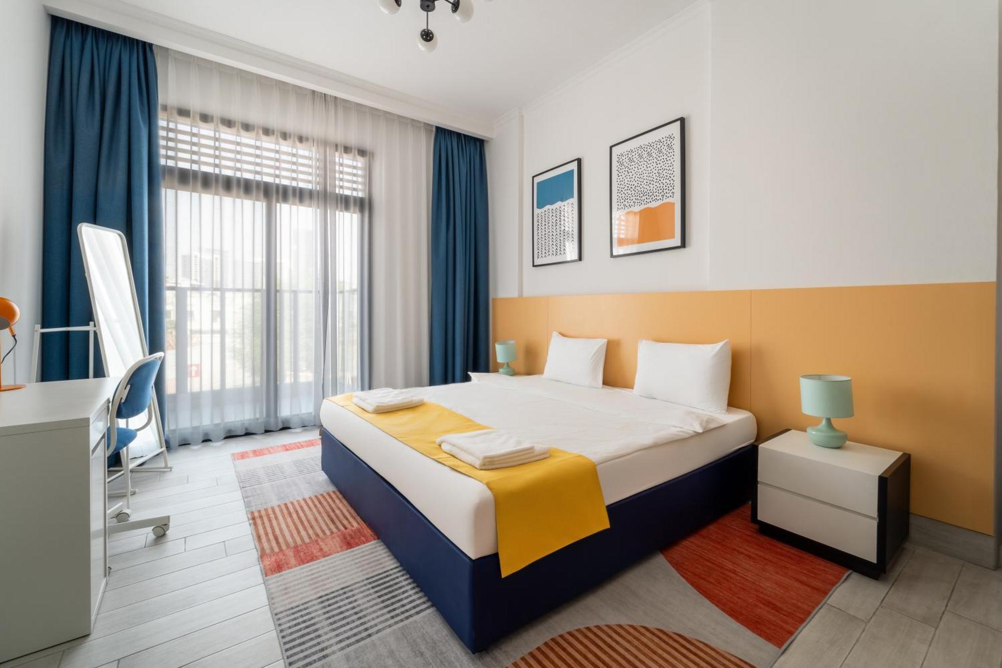 Апарт отель Izzzi Life Mint Дубай Экстерьер фото